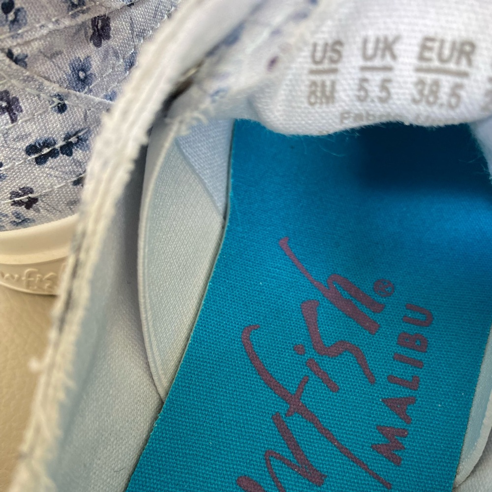 Blowfish Sneakers - Blue Floral - Picture 2 of 7